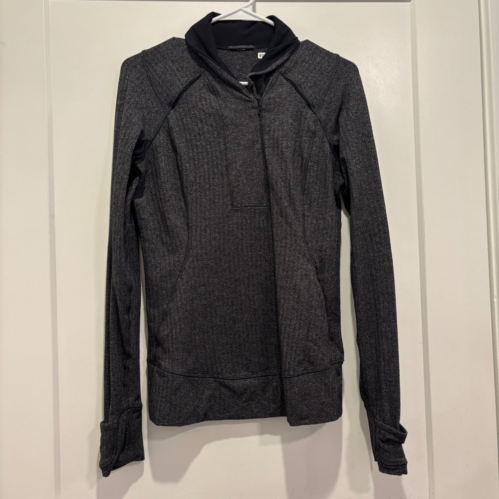Lululemon Herringbone Half Zip Pullover Gray Black Activewear Size 6